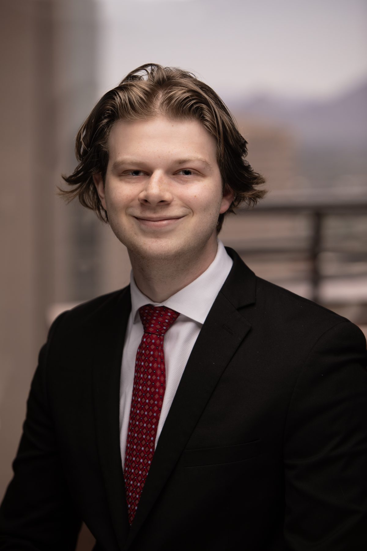 Jones, Skelton & Hochuli Seven Summer Associates to Phoenix